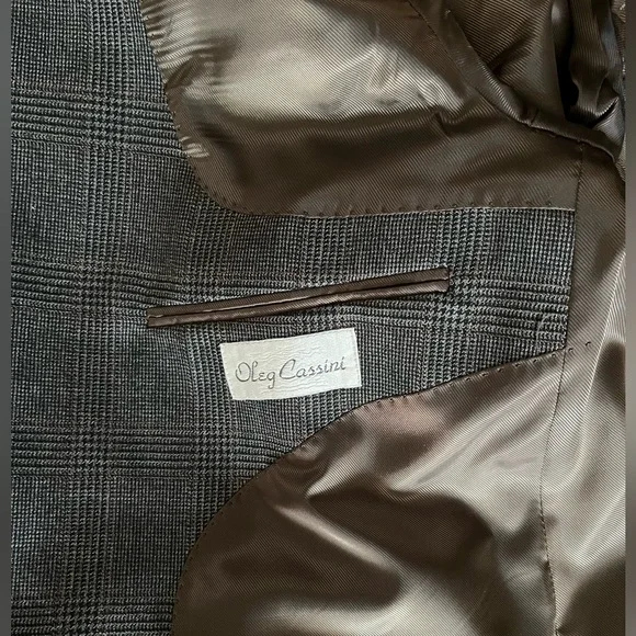 Men's Gray Blazer by Oleg Cassini
